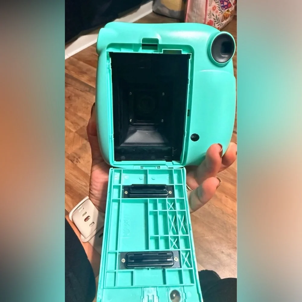 Instax Mini 7+ Turquoise Camera with Case